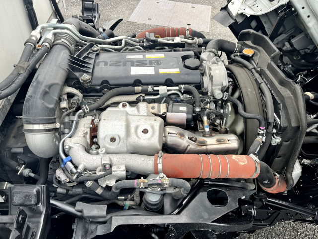 いすゞ エルフ 小型 冷凍冷蔵バン 2RG-NMR88AN(95413) 38枚目