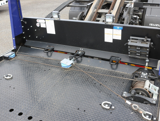 いすゞ エルフ 小型 車載専用車 2RG-NPR88AN(95414) 16枚目
