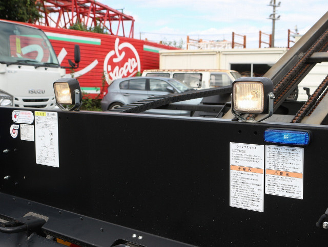 いすゞ エルフ 小型 車載専用車 2RG-NPR88AN(95414) 17枚目