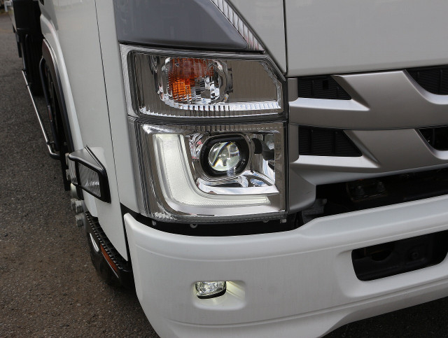 いすゞ エルフ 小型 車載専用車 2RG-NPR88AN(95414) 23枚目