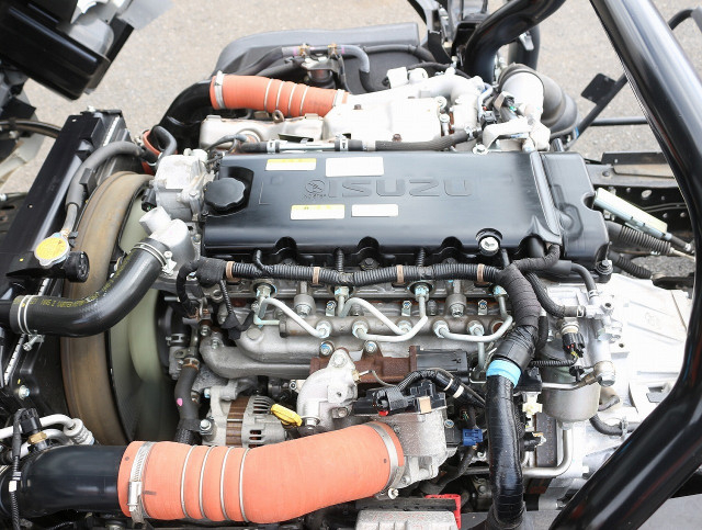 いすゞ エルフ 小型 車載専用車 2RG-NPR88AN(95414) 27枚目