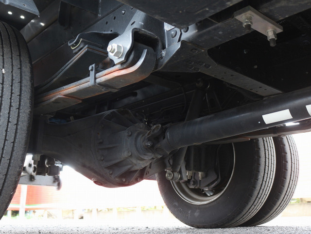 いすゞ エルフ 小型 車載専用車 2RG-NPR88AN(95414) 34枚目