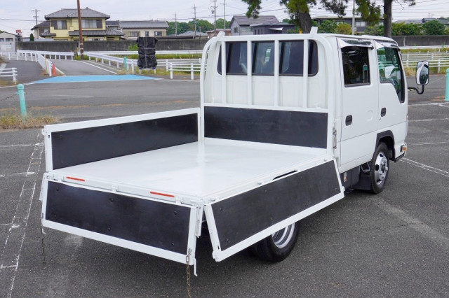 いすゞ エルフ 小型 Wキャブ 2RG-NJR88A(95415) 15枚目