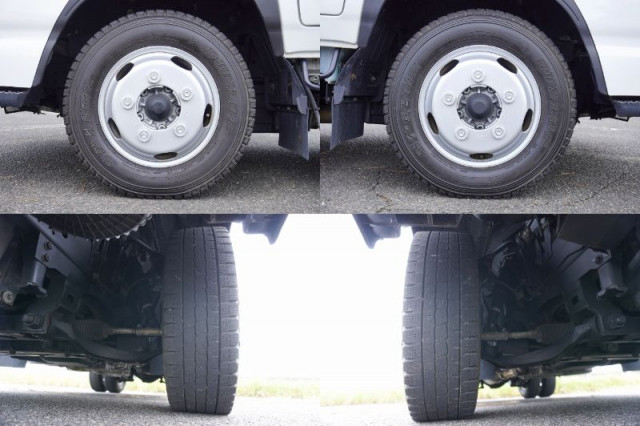 いすゞ エルフ 小型 Wキャブ 2RG-NJR88A(95415) 32枚目