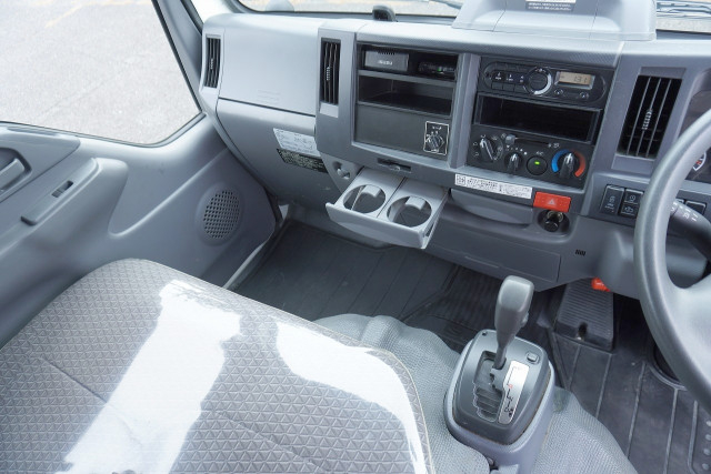 いすゞ エルフ 小型 Wキャブ 2RG-NJR88A(95415) 39枚目