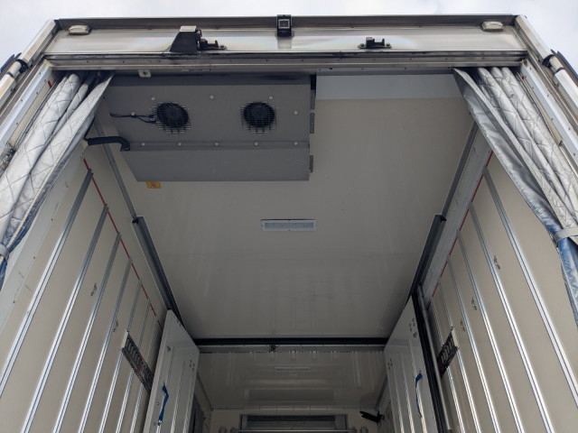 いすゞ エルフ 小型 冷凍冷蔵バン 2RG-NPR88AN(95417) 11枚目