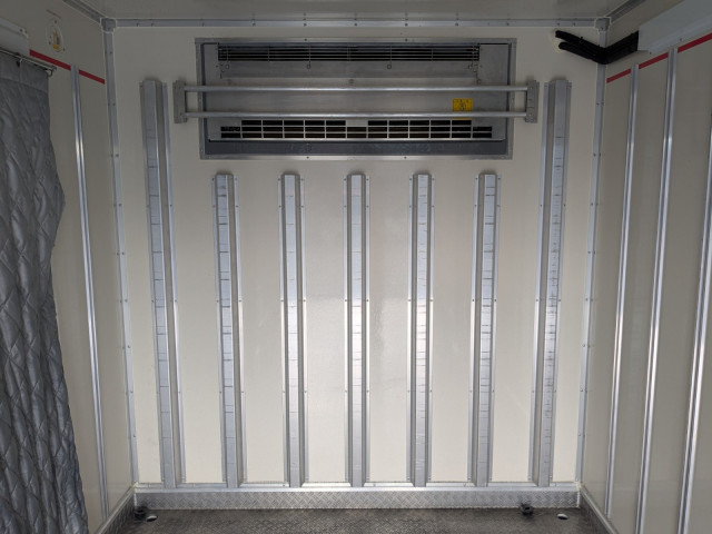 いすゞ エルフ 小型 冷凍冷蔵バン 2RG-NPR88AN(95417) 19枚目