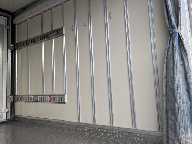 いすゞ エルフ 小型 冷凍冷蔵バン 2RG-NPR88AN(95417) 22枚目