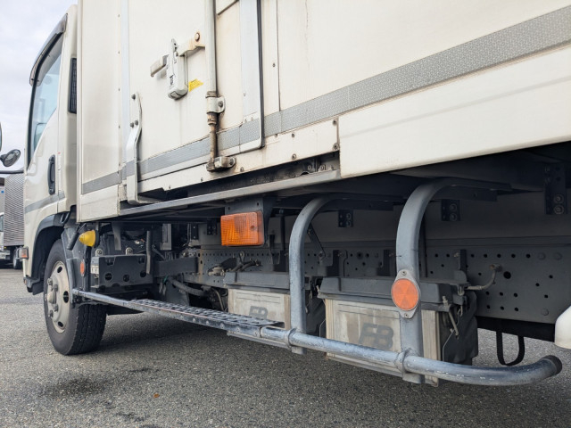 いすゞ エルフ 小型 冷凍冷蔵バン 2RG-NPR88AN(95417) 28枚目