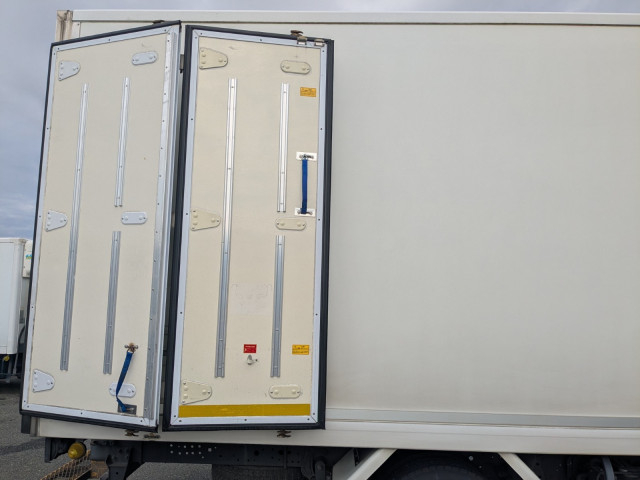 いすゞ エルフ 小型 冷凍冷蔵バン 2RG-NPR88AN(95417) 31枚目