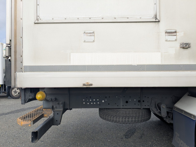 いすゞ エルフ 小型 冷凍冷蔵バン 2RG-NPR88AN(95417) 32枚目