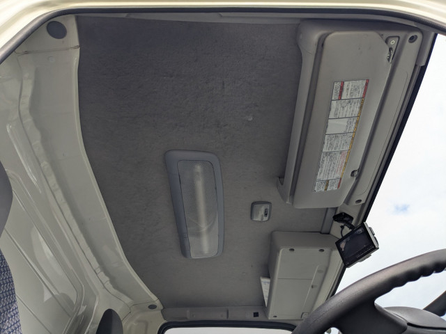 いすゞ エルフ 小型 冷凍冷蔵バン 2RG-NPR88AN(95417) 37枚目