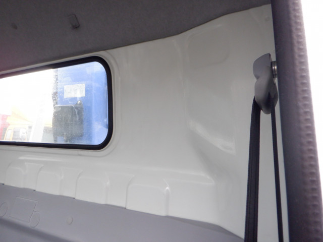 三菱ふそう キャンター 小型 クレーン付き 2PG-FEB80(95416) 40枚目