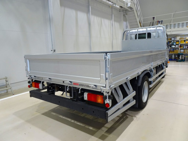 日野 デュトロ 小型 平ボディ 2RG-XZU655M(95420) 3枚目