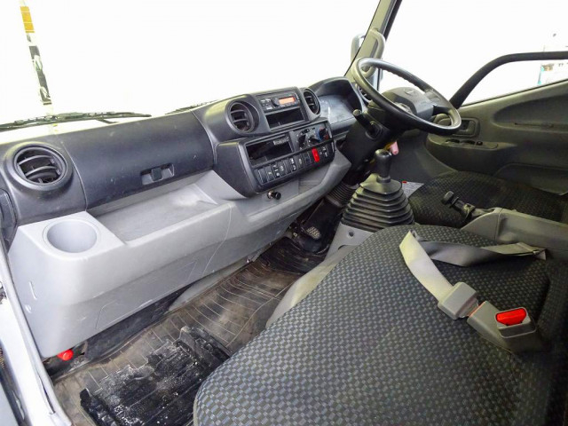 日野 デュトロ 小型 平ボディ 2RG-XZU655M(95420) 7枚目