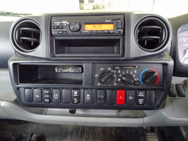 日野 デュトロ 小型 平ボディ 2RG-XZU655M(95420) 10枚目