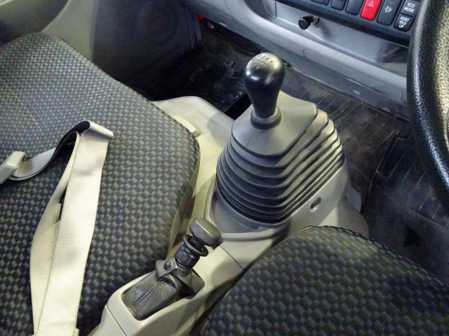 日野 デュトロ 小型 平ボディ 2RG-XZU655M(95420) 16枚目