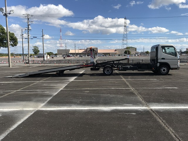 三菱ふそう キャンター 小型 車載専用車 2PG-FEB80(95422) 15枚目