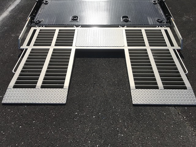 三菱ふそう キャンター 小型 車載専用車 2PG-FEB80(95422) 17枚目