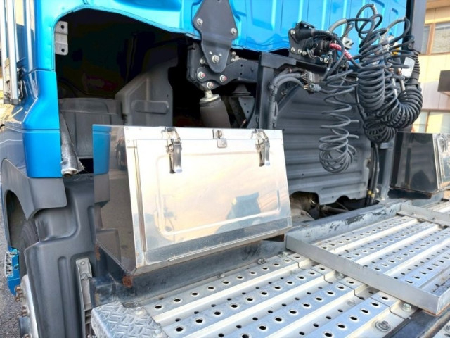 日野 プロフィア 大型 トラクタ（シングル） 2DG-SH1EDGG(95423) 11枚目