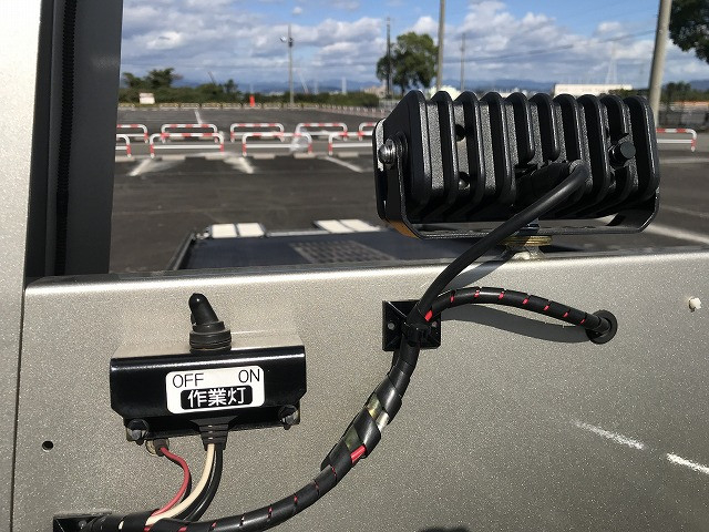 三菱ふそう キャンター 小型 車載専用車 2PG-FEB80(95422) 48枚目