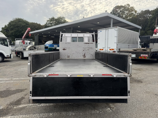 三菱ふそう キャンター 小型 平ボディ 2PG-FEAV0(95424) 9枚目