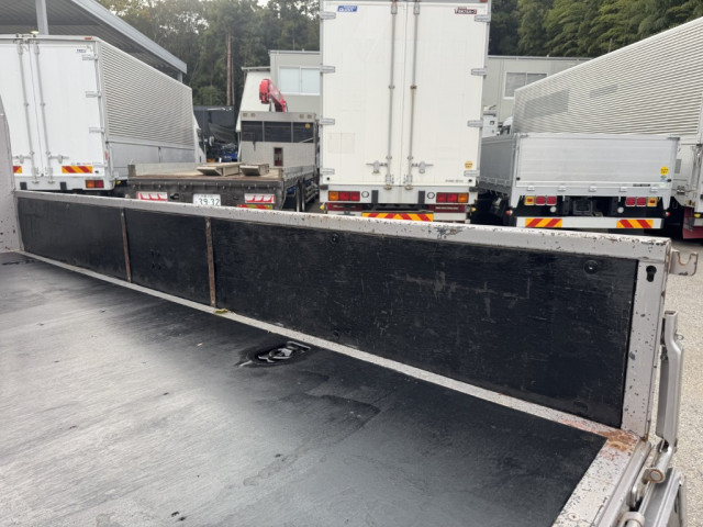 三菱ふそう キャンター 小型 平ボディ 2PG-FEAV0(95424) 11枚目