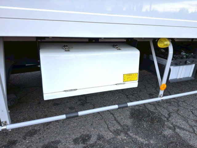 日野 レンジャー 中型 冷凍冷蔵バン 2KG-FC2ABG(95425) 16枚目