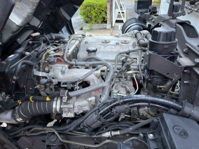 日野 レンジャー 中型 冷凍冷蔵バン 2KG-FC2ABG(95425) 18枚目