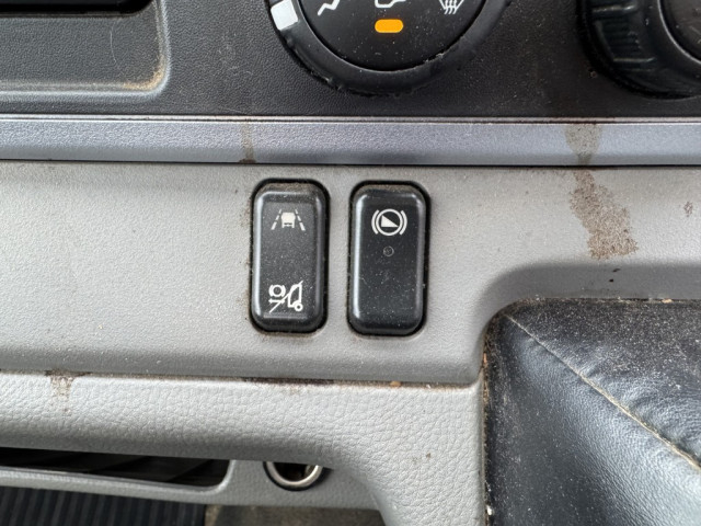 三菱ふそう キャンター 小型 平ボディ 2PG-FEAV0(95424) 28枚目