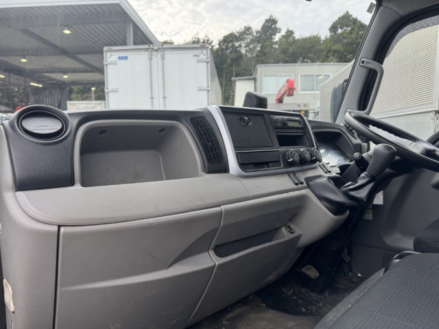 三菱ふそう キャンター 小型 平ボディ 2PG-FEAV0(95424) 29枚目