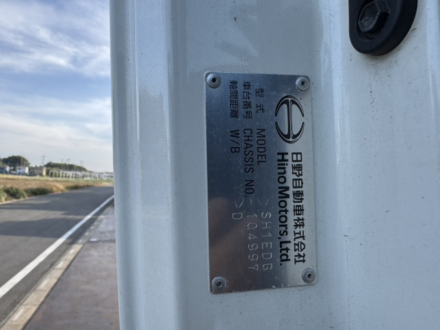 日野 プロフィア 大型 トラクタ（シングル） 2DG-SH1EDGG(95426) 17枚目