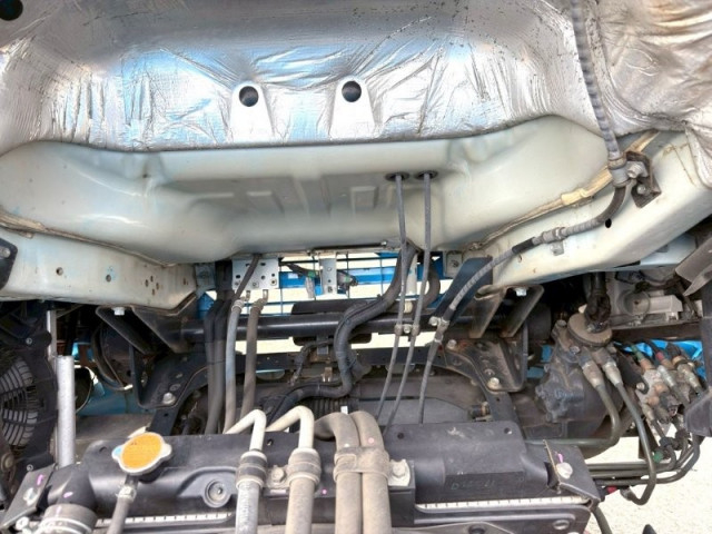 いすゞ フォワード 中型 塵芥車（プレス式） 2RG-FRR90S2(95432) 32枚目