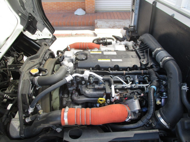 いすゞ エルフ 小型 アルミウィング 2RG-NJR88A(95434) 9枚目