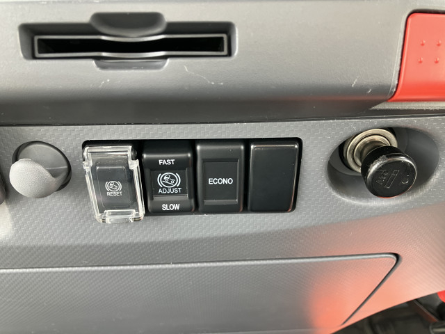 いすゞ エルフ 小型 平ボディ 2RG-NLR88AR(95433) 35枚目