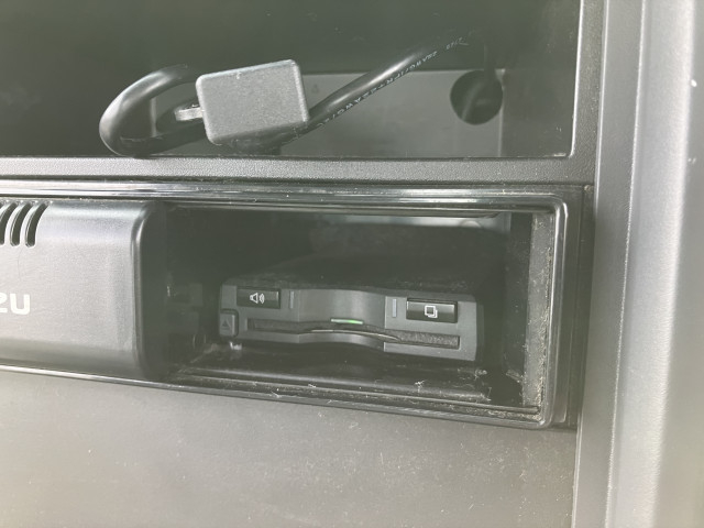 いすゞ エルフ 小型 平ボディ 2RG-NLR88AR(95433) 37枚目