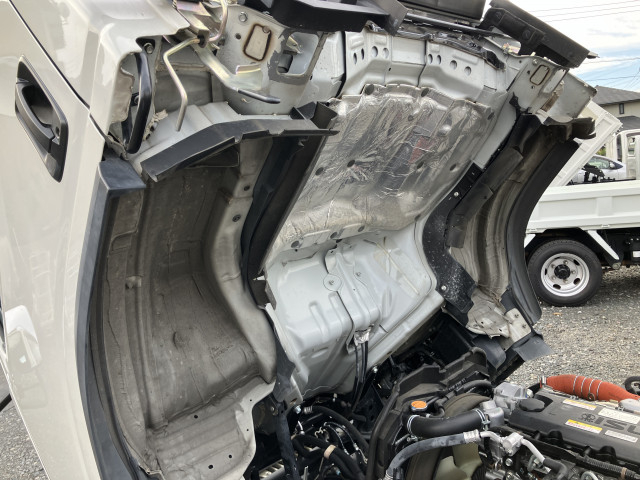 いすゞ エルフ 小型 平ボディ 2RG-NLR88AR(95433) 41枚目