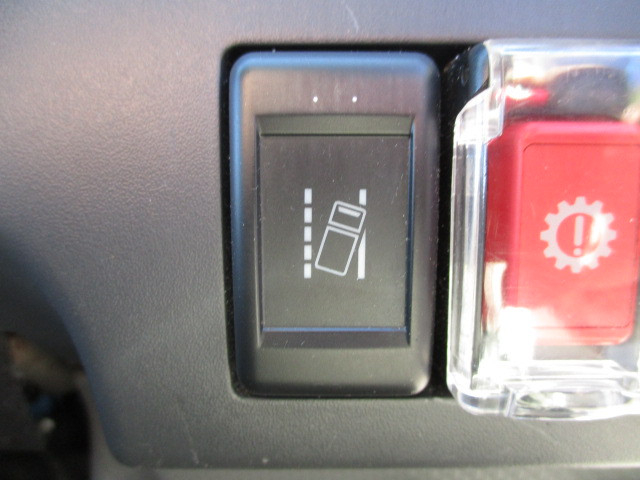 いすゞ エルフ 小型 アルミウィング 2RG-NJR88A(95434) 16枚目