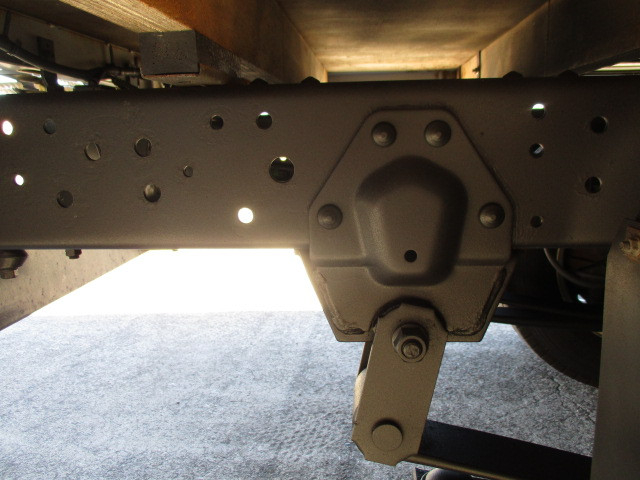 いすゞ エルフ 小型 アルミウィング 2RG-NJR88A(95434) 25枚目