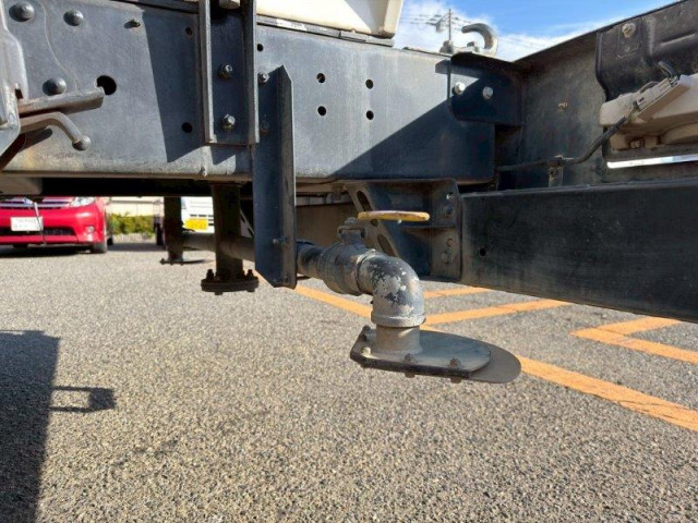 日野 レンジャー 中型 高圧洗浄車 2KG-FC2ABA(95438) 6枚目