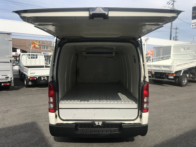 トヨタ 小型 冷凍冷蔵バン QDF-GDH201V(95439) 13枚目