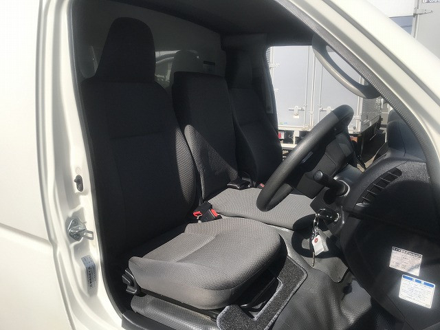 トヨタ 小型 冷凍冷蔵バン QDF-GDH201V(95439) 24枚目