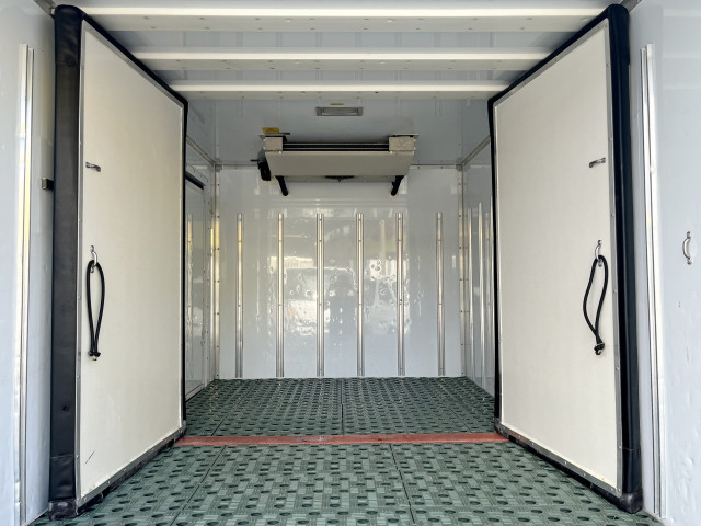 日野 デュトロ 小型 冷凍冷蔵バン 2RG-XZC605M(95441) 13枚目
