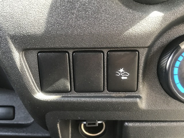 トヨタ 小型 冷凍冷蔵バン QDF-GDH201V(95439) 34枚目