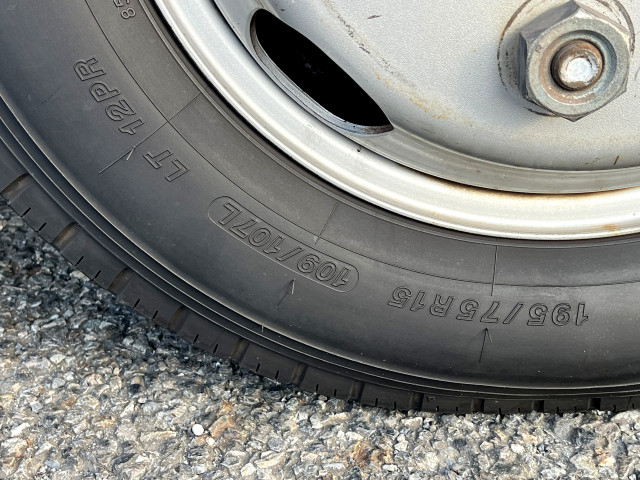 日野 デュトロ 小型 冷凍冷蔵バン 2RG-XZC605M(95441) 44枚目