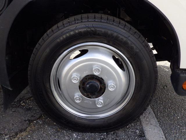 日野 デュトロ 小型 平ボディ 2RG-XZU710M(95443) 28枚目