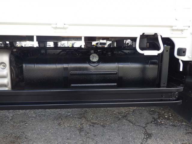 日野 デュトロ 小型 平ボディ 2RG-XZU710M(95443) 34枚目