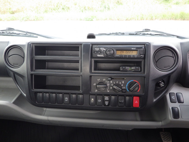 日野 デュトロ 小型 平ボディ 2RG-XZU710M(95444) 9枚目