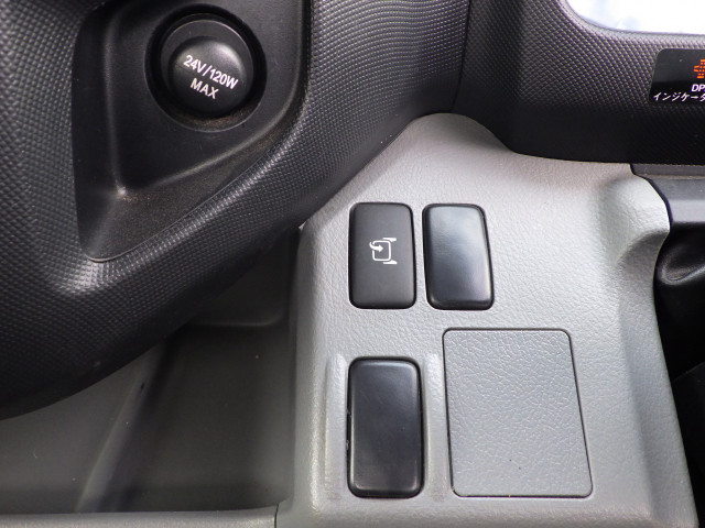 日野 デュトロ 小型 平ボディ 2RG-XZU710M(95444) 14枚目