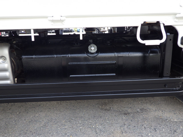 日野 デュトロ 小型 平ボディ 2RG-XZU710M(95444) 34枚目